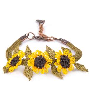 Triplet Sunflower Point Lace Bracelet