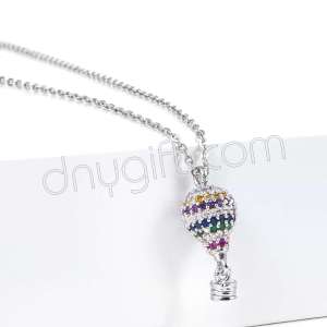 Zirkon Taşlı Uçan Balon Kolye